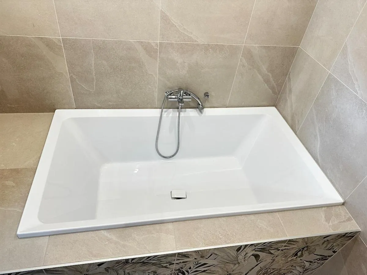 Timetofreedom Relax And Suite Apartment 佩斯基耶拉德加达